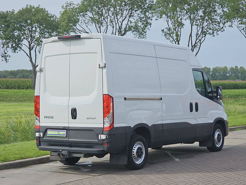 Iveco Daily 35S14 L1H2 Airco Euro6 - Panel van: picture 3 Iveco Daily 35S14 L1H2 Airco Euro6 - Panel van: picture 3