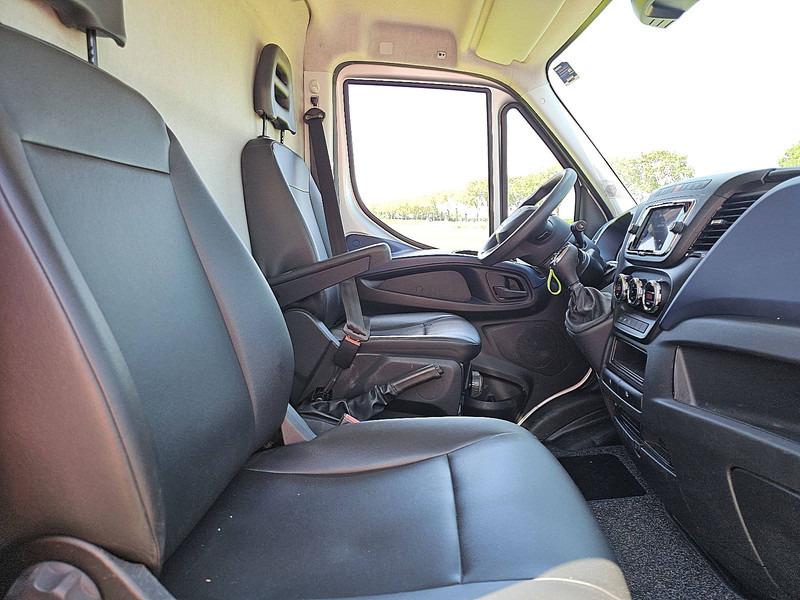 Panel van Iveco Daily 35S16 L2H2 Luchtvering AC: picture 7