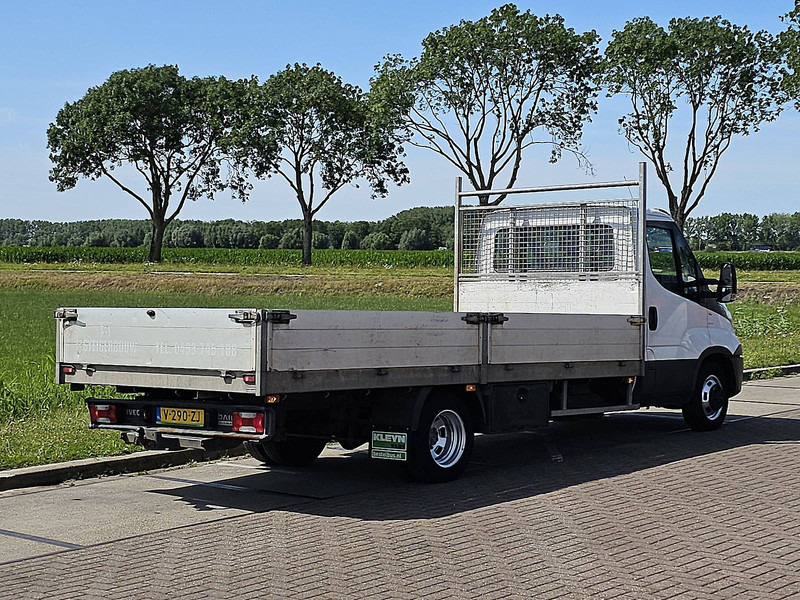 Iveco Daily 40C18 3.0 ac aut. EURO6 - Flatbed van: picture 3 Iveco Daily 40C18 3.0 ac aut. EURO6 - Flatbed van: picture 3
