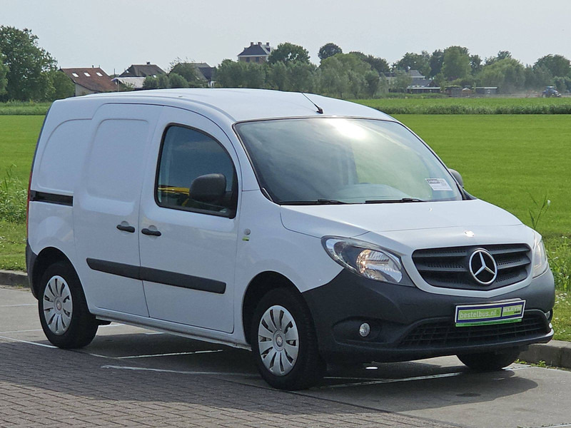Mercedes-Benz Citan 108 CDI LONG Airco Euro6 NAP - Box van: picture 5 Mercedes-Benz Citan 108 CDI LONG Airco Euro6 NAP - Box van: picture 5