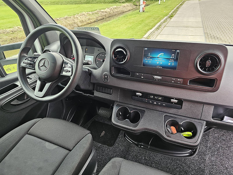 Box van Mercedes-Benz Sprinter 315 Bakwagen Laadklep!: picture 8 Box van Mercedes-Benz Sprinter 315 Bakwagen Laadklep!: picture 8