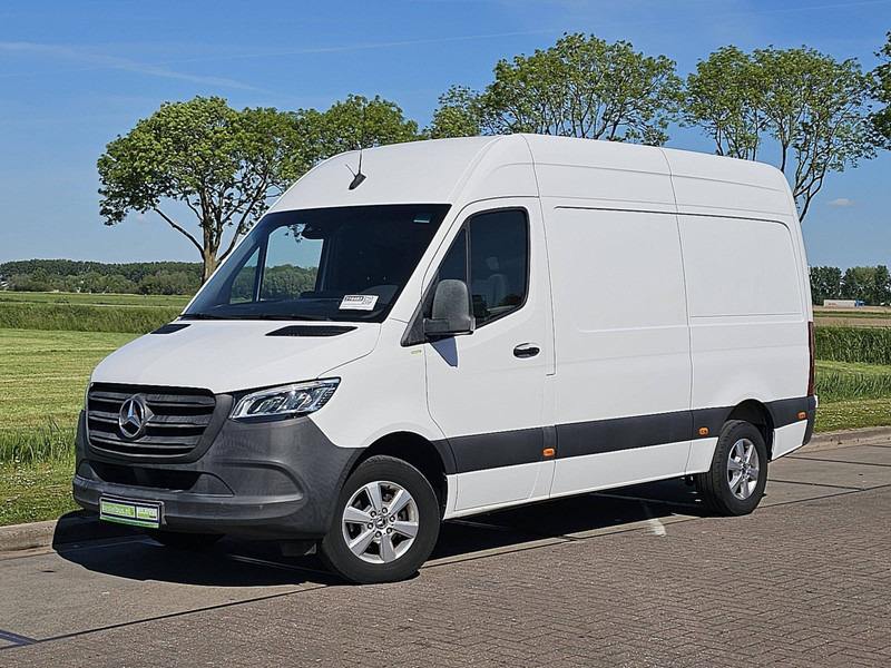 Mercedes-Benz Sprinter 316 CDI AUT. L2H2 LED - Small van: picture 2 Mercedes-Benz Sprinter 316 CDI AUT. L2H2 LED - Small van: picture 2