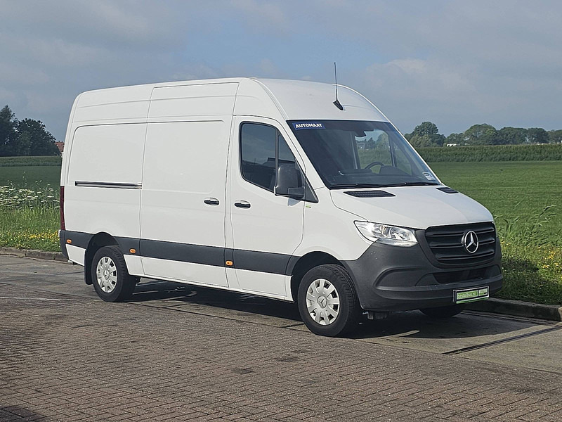 Mercedes-Benz Sprinter 317 L2H2 3.5T-Trekhaak! - Panel van: picture 5 Mercedes-Benz Sprinter 317 L2H2 3.5T-Trekhaak! - Panel van: picture 5
