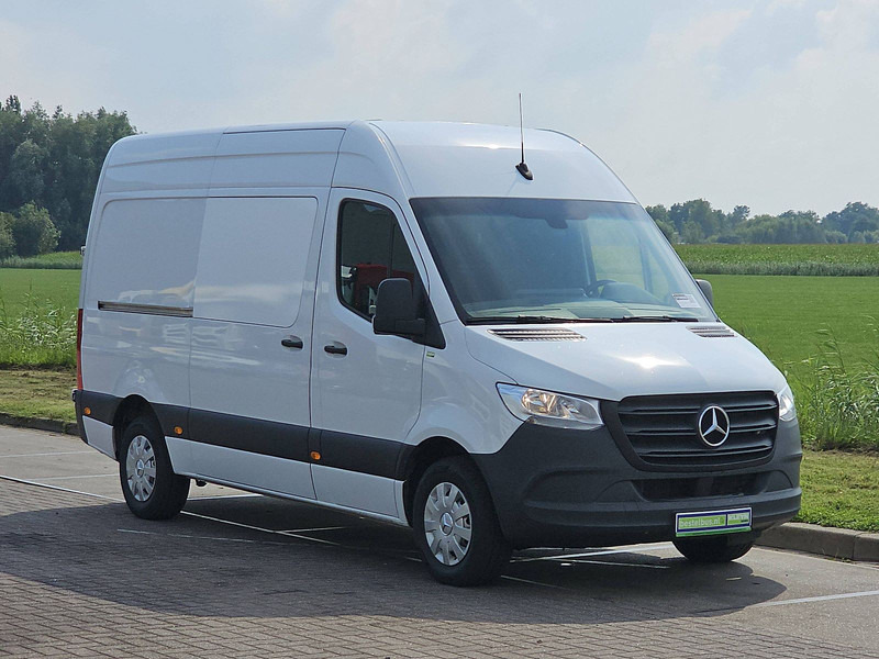 Mercedes-Benz Sprinter 317 L2H2 3.5t-Trekhaak! - Panel van: picture 5 Mercedes-Benz Sprinter 317 L2H2 3.5t-Trekhaak! - Panel van: picture 5
