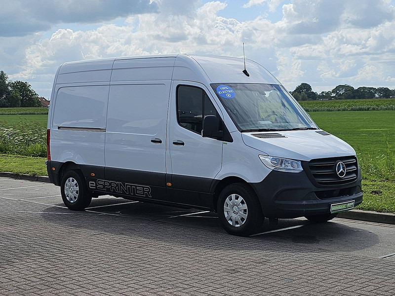 Mercedes-Benz eSprinter L2H2 41kWh Automaat! - Panel van, Electric van: picture 5 Mercedes-Benz eSprinter L2H2 41kWh Automaat! - Panel van, Electric van: picture 5