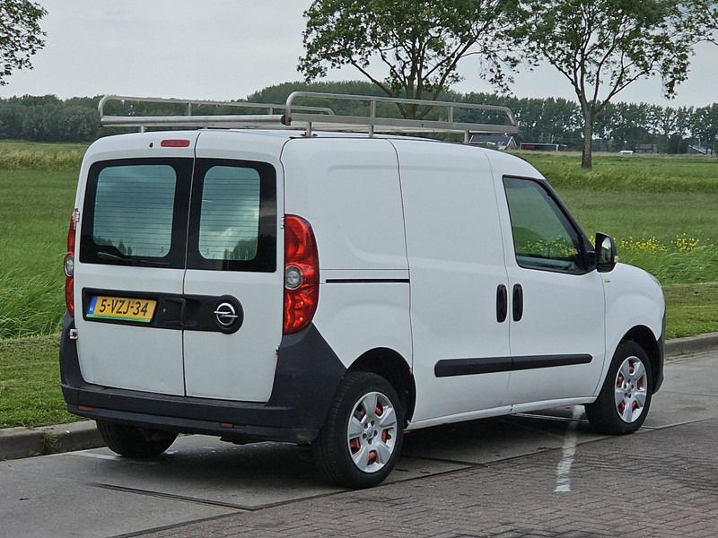 Opel Combo 1.3 - Small van: picture 3 Opel Combo 1.3 - Small van: picture 3
