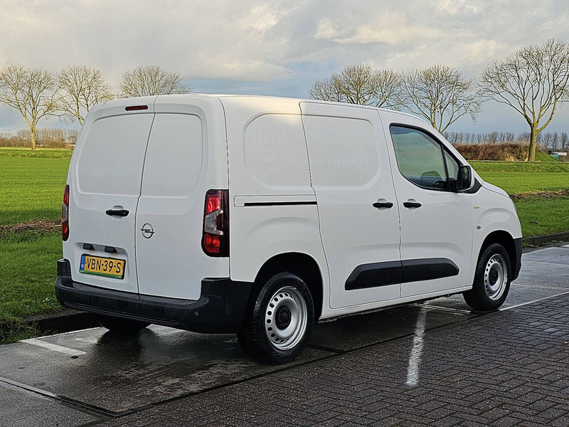 Opel Combo 1.6 Navi Euro6 NAP - Box van: picture 3 Opel Combo 1.6 Navi Euro6 NAP - Box van: picture 3
