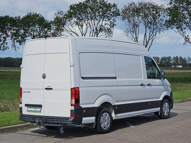 Volkswagen Crafter 35 2.0 L3H3 140Pk Automaat! - Panel van: picture 3 Volkswagen Crafter 35 2.0 L3H3 140Pk Automaat! - Panel van: picture 3