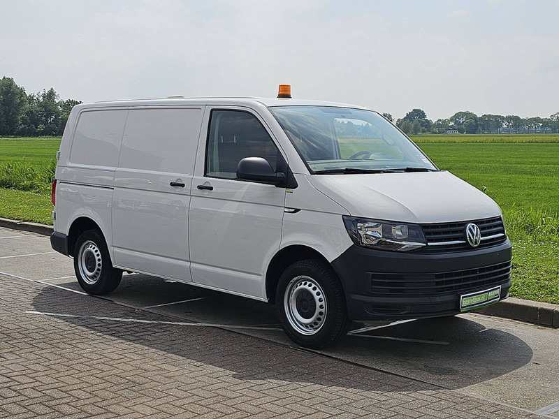 Volkswagen Transporter 2.0 TDI TDI 150 L1H1 - Small van: picture 5 Volkswagen Transporter 2.0 TDI TDI 150 L1H1 - Small van: picture 5
