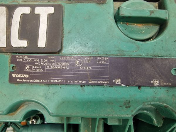 Volvo D8J Engine – In Process of Recon (Plant) - Engine for Construction machinery: picture 2 Volvo D8J Engine – In Process of Recon (Plant) - Engine for Construction machinery: picture 2