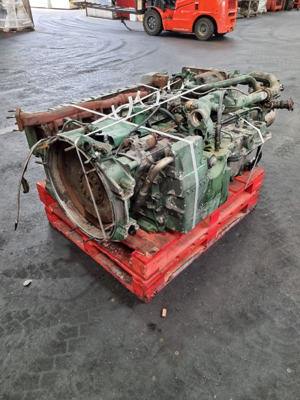Volvo DH12D Engine - Engine: picture 1 Volvo DH12D Engine - Engine: picture 1