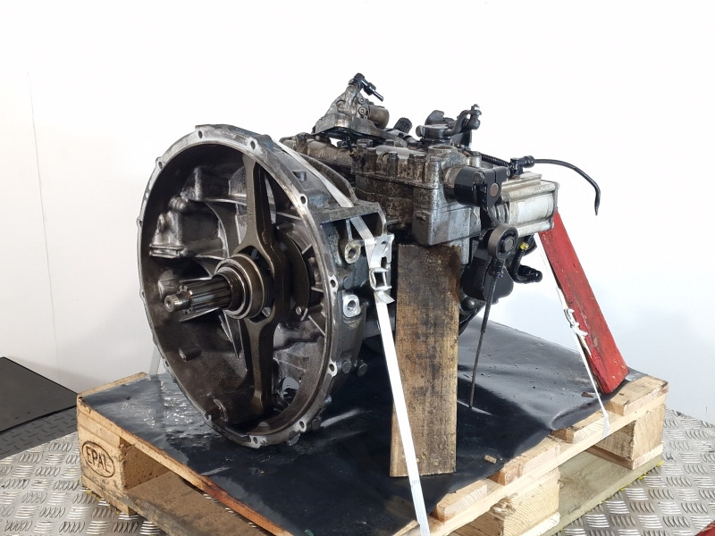 ZF Ecolite 6S800TO / STO8006 Volvo Spec Gearbox - Gearbox: picture 1 ZF Ecolite 6S800TO / STO8006 Volvo Spec Gearbox - Gearbox: picture 1