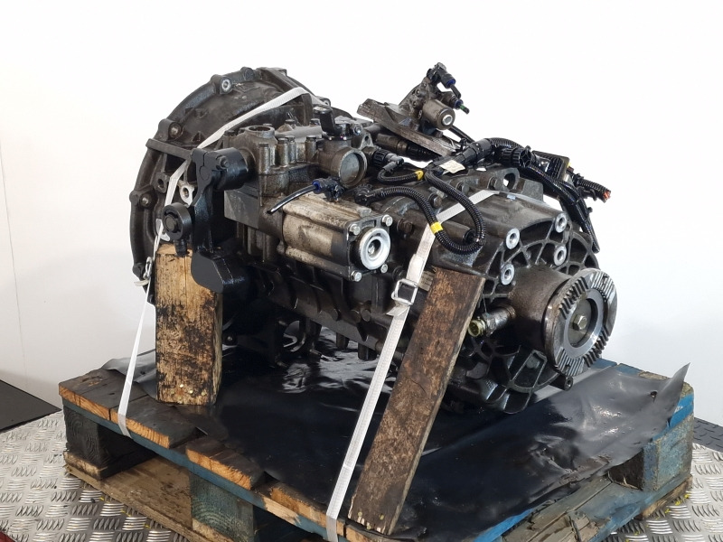 ZF Ecolite 6S800TO / STO8006 Volvo Spec Gearbox - Gearbox: picture 4 ZF Ecolite 6S800TO / STO8006 Volvo Spec Gearbox - Gearbox: picture 4