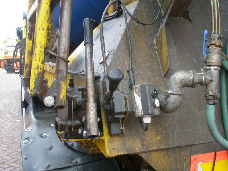 De Buf mixer - Concrete mixer semi-trailer: picture 5 De Buf mixer - Concrete mixer semi-trailer: picture 5