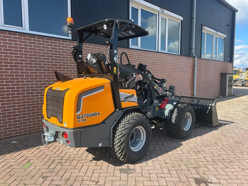 Giant G2700 - Compact track loader: picture 4 Giant G2700 - Compact track loader: picture 4