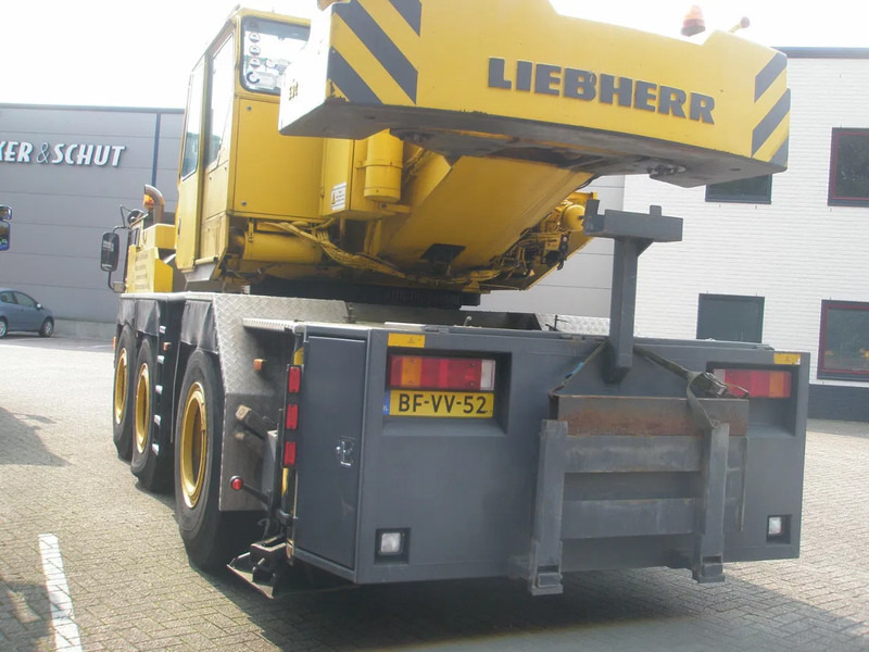Liebherr LTM1040 - All terrain crane: picture 4 Liebherr LTM1040 - All terrain crane: picture 4