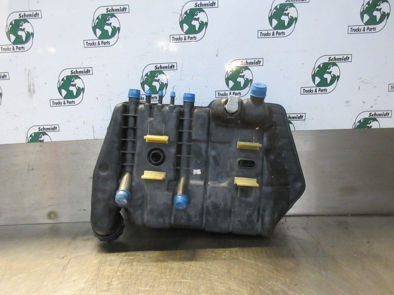 DAF 1295910 / 1607794 EXPANSIEVAT - Expansion tank for Truck: picture 2 DAF 1295910 / 1607794 EXPANSIEVAT - Expansion tank for Truck: picture 2