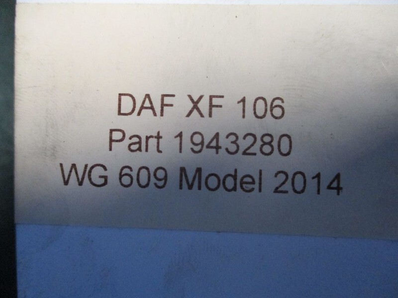 DAF 1943280 Instrumentenpaneel DAF XF 106 - Dashboard for Truck: picture 2 DAF 1943280 Instrumentenpaneel DAF XF 106 - Dashboard for Truck: picture 2