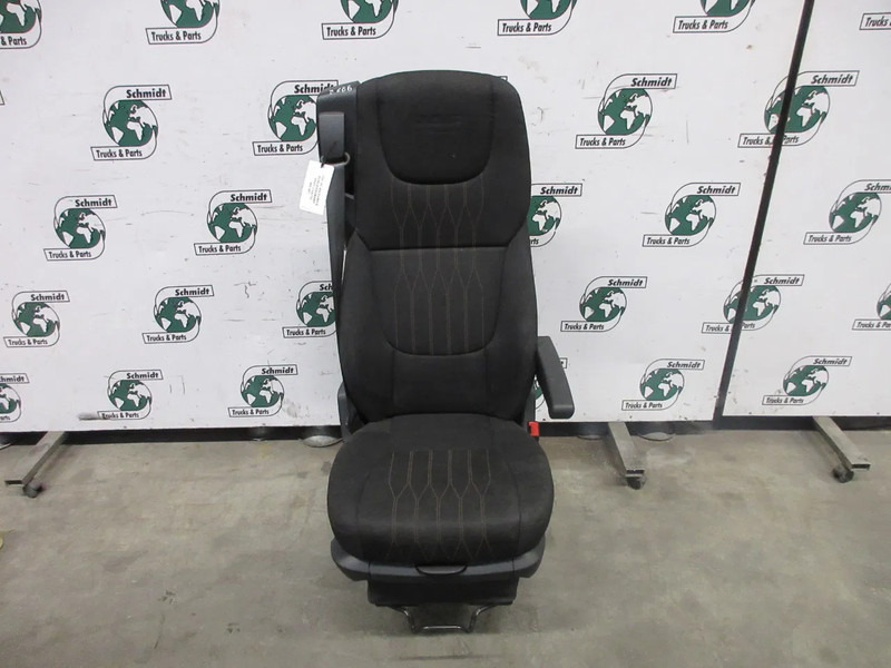 DAF 2104712 BIJRIJDER STOEL DAF XF CF MODEL 2020 NIET LUCHTGEVEERD - Seat for Truck: picture 5 DAF 2104712 BIJRIJDER STOEL DAF XF CF MODEL 2020 NIET LUCHTGEVEERD - Seat for Truck: picture 5