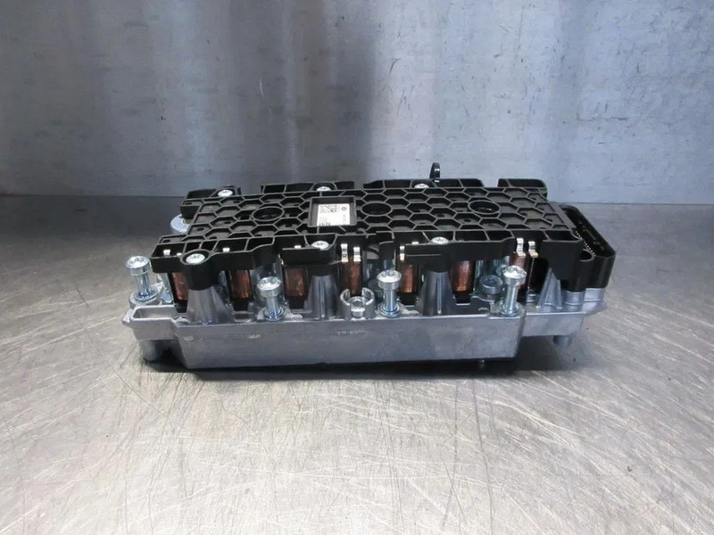 DAF 2425027 // 2396407 VENTIEL BLOK DAF XG XF CF XD NIEUWE & GEBRUIK - Clutch and parts for Truck: picture 4 DAF 2425027 // 2396407 VENTIEL BLOK DAF XG XF CF XD NIEUWE & GEBRUIK - Clutch and parts for Truck: picture 4