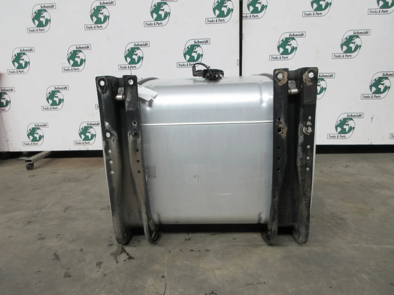 MAN 81.12201-5912 DIESELTANK 310 LITER MAN TGS EURO 6 MODEL 2020 - Fuel tank for Truck: picture 3 MAN 81.12201-5912 DIESELTANK 310 LITER MAN TGS EURO 6 MODEL 2020 - Fuel tank for Truck: picture 3