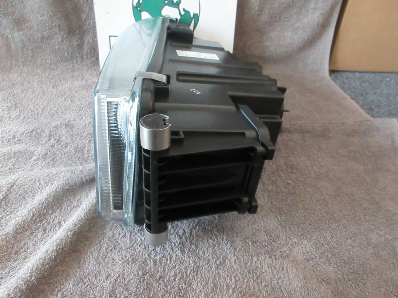 Fog light for Truck MAN 81.25101-6522 // 81.25101-6798 MAN MISTLAMP NIEUWE !!! RECHTS: picture 10