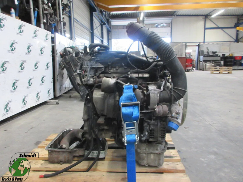 Mercedes-Benz A 651 010 51 20 RUILMOTOR MET SCHADEN VOOR EXPORT BENZ 516 EURO 6 - Engine for Truck: picture 1 Mercedes-Benz A 651 010 51 20 RUILMOTOR MET SCHADEN VOOR EXPORT BENZ 516 EURO 6 - Engine for Truck: picture 1