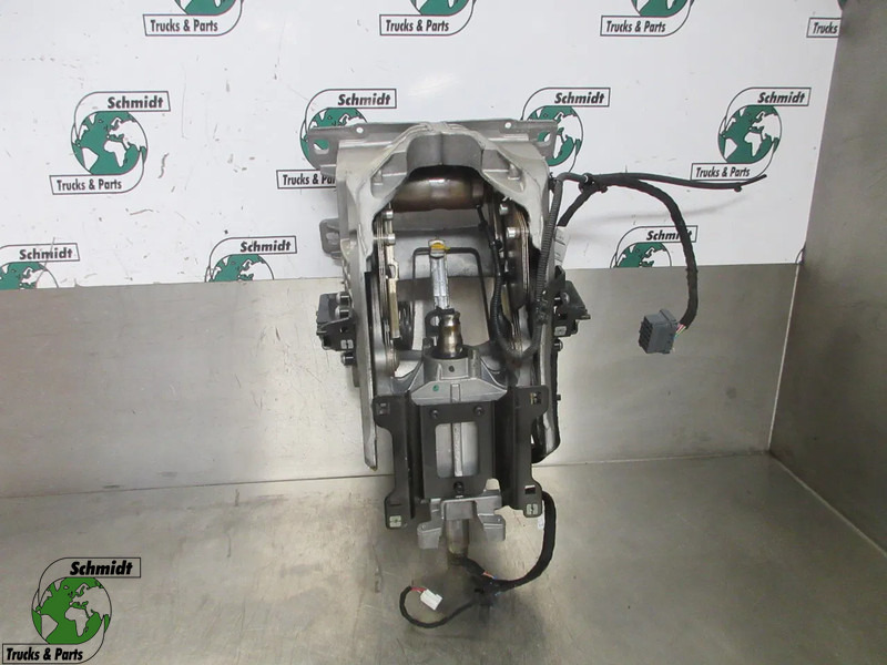 Mercedes-Benz A 960 460 08 16 STUURKOLOM MERCEDES BENZ EURO 6 - Steering column for Truck: picture 1 Mercedes-Benz A 960 460 08 16 STUURKOLOM MERCEDES BENZ EURO 6 - Steering column for Truck: picture 1