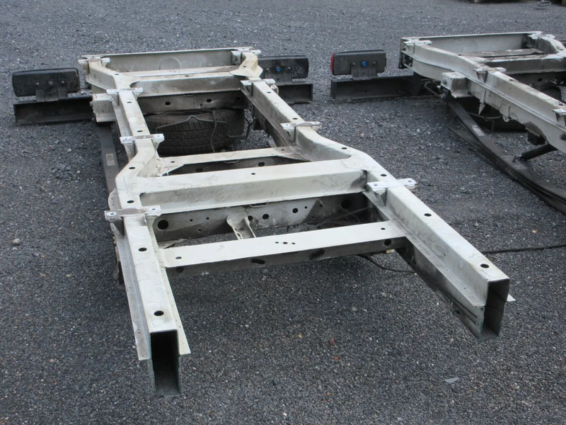 Mercedes-Benz SPRINTER CHASSIS 2 X OP VOORRAAD 515 & 516 MODEL 2023 - Frame/ Chassis for Van: picture 5 Mercedes-Benz SPRINTER CHASSIS 2 X OP VOORRAAD 515 & 516 MODEL 2023 - Frame/ Chassis for Van: picture 5