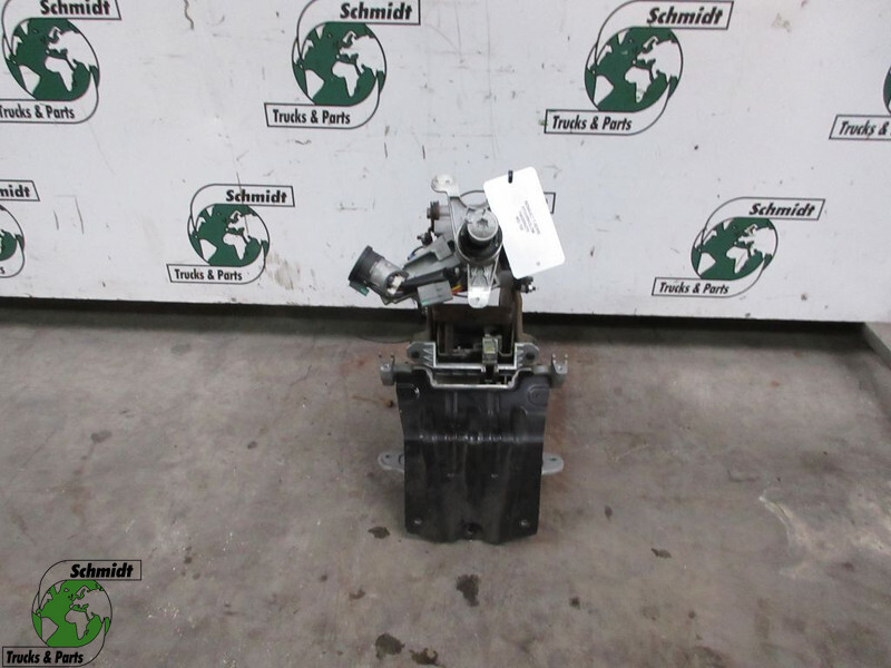 Renault 7482595270 STUURKOLOM RENAULT T 460 EURO 6 - Steering column for Truck: picture 1 Renault 7482595270 STUURKOLOM RENAULT T 460 EURO 6 - Steering column for Truck: picture 1