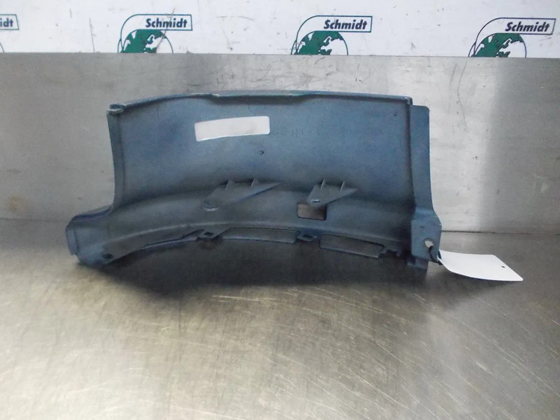 Scania 2124015 LAMP COVER SCANIA R SERIE EURO 6 LINKS - Cab and interior for Truck: picture 3 Scania 2124015 LAMP COVER SCANIA R SERIE EURO 6 LINKS - Cab and interior for Truck: picture 3
