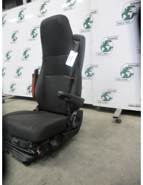 Scania 2421529 // 2421531 STOELEN SET SCANIA P 410 NGS MODEL 2020 - Seat for Truck: picture 5 Scania 2421529 // 2421531 STOELEN SET SCANIA P 410 NGS MODEL 2020 - Seat for Truck: picture 5