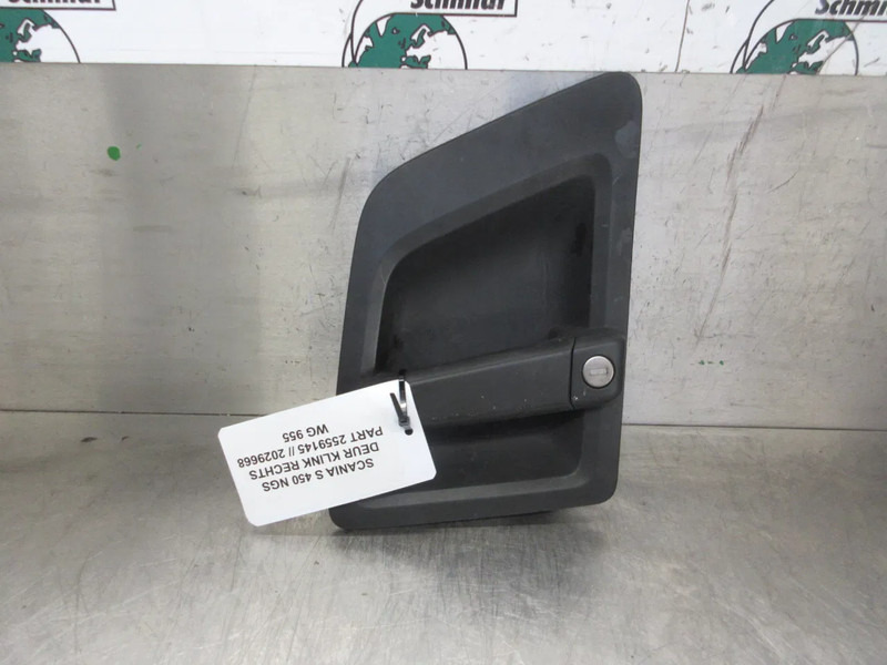 Scania 2559145 // 2029668 DEUR KLINK SCANIA S 450 NGS MODEL 2020 - Cab and interior for Truck: picture 3 Scania 2559145 // 2029668 DEUR KLINK SCANIA S 450 NGS MODEL 2020 - Cab and interior for Truck: picture 3