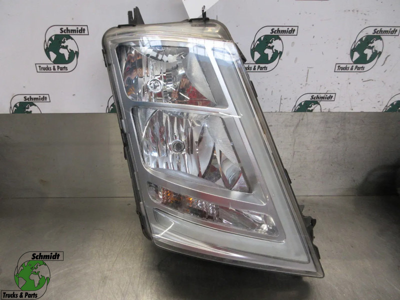Volvo 2239217 KOPLAMP VOLVO FH 460 RECHTS LICHT BESCHADIG - Headlight for Truck: picture 1 Volvo 2239217 KOPLAMP VOLVO FH 460 RECHTS LICHT BESCHADIG - Headlight for Truck: picture 1