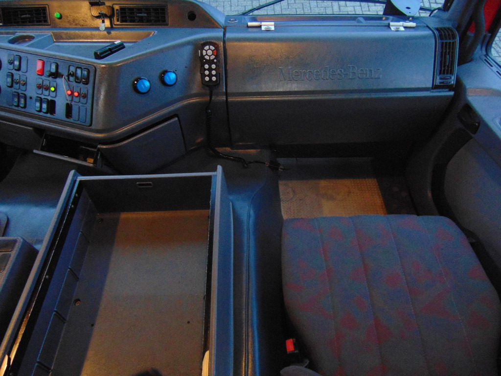 Fire truck MERCEDES-BENZ Actros 2031 V8 GICAR: picture 20 Fire truck MERCEDES-BENZ Actros 2031 V8 GICAR: picture 20