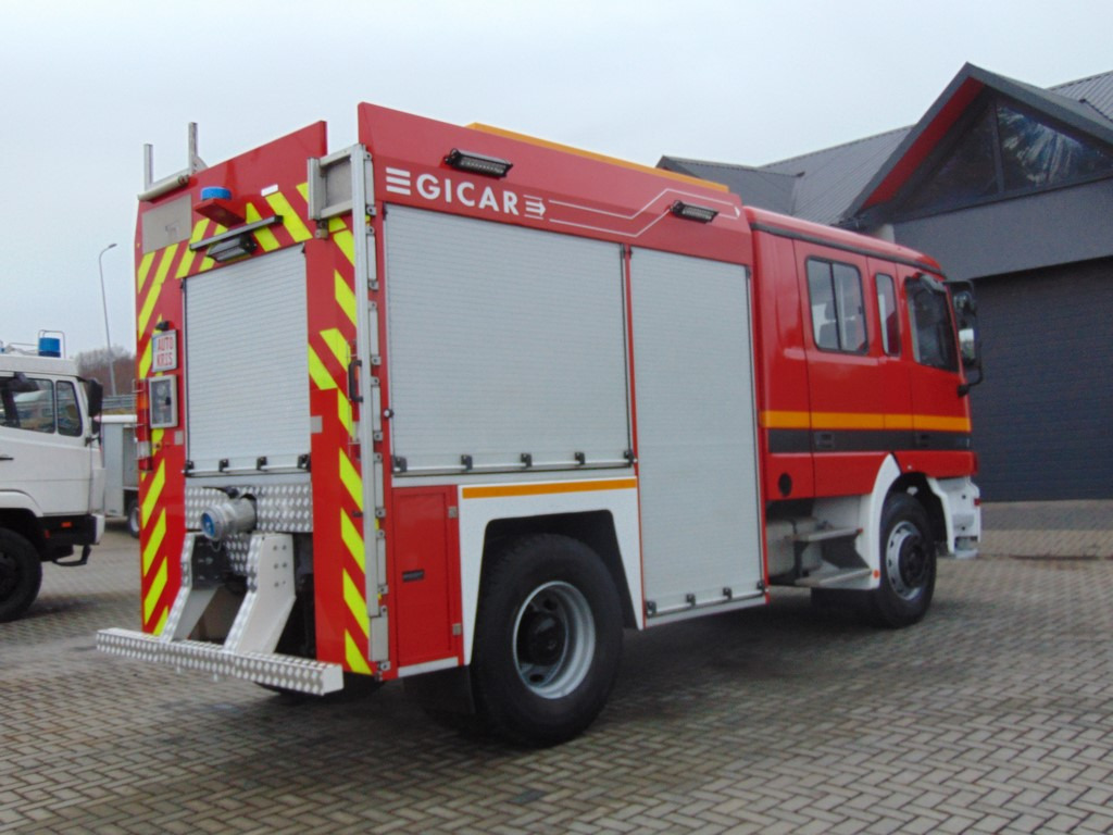 MERCEDES-BENZ Actros 2031 V8 GICAR - Fire truck: picture 4 MERCEDES-BENZ Actros 2031 V8 GICAR - Fire truck: picture 4