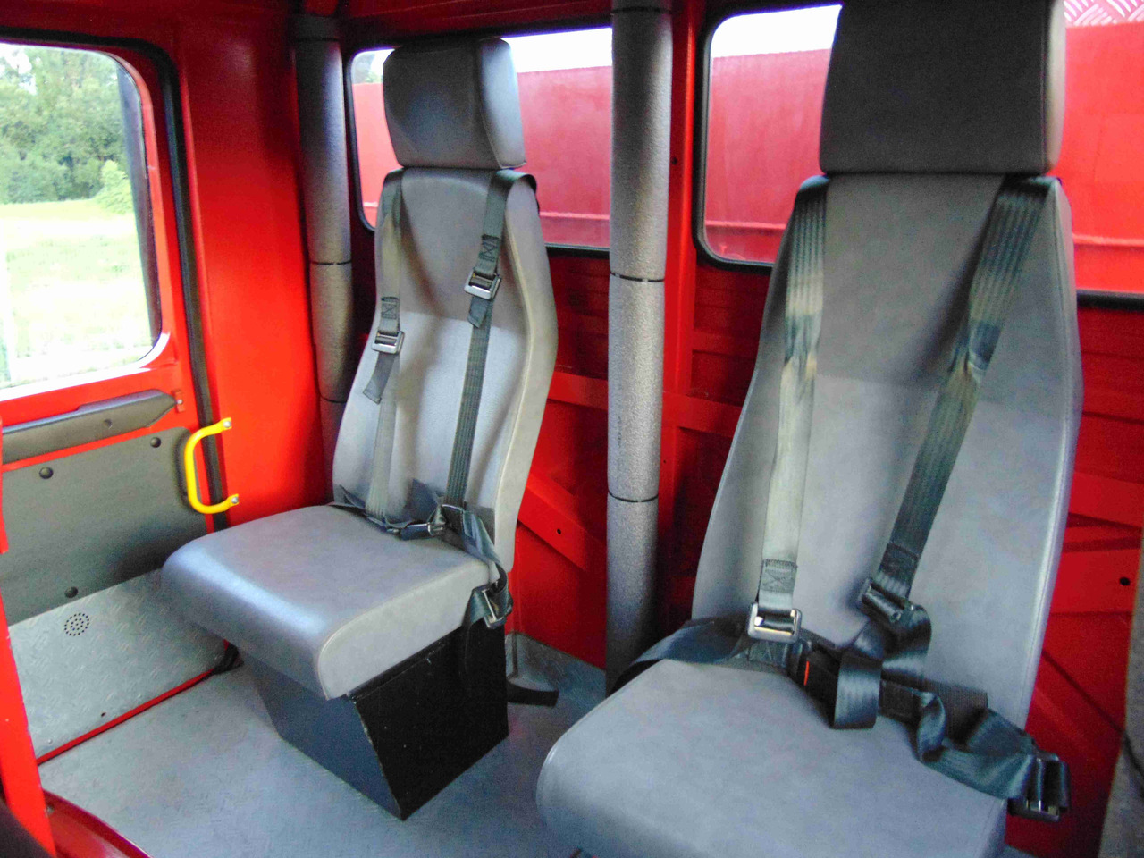 Fire truck MERCEDES-BENZ Unimog U5000 4x4 DESAUTEL - 5000 WATER !!!: picture 14