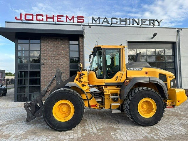 Volvo L120H - Wheel loader: picture 1 Volvo L120H - Wheel loader: picture 1