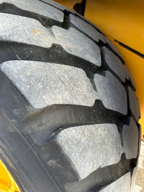 Volvo L120H - Wheel loader: picture 5 Volvo L120H - Wheel loader: picture 5
