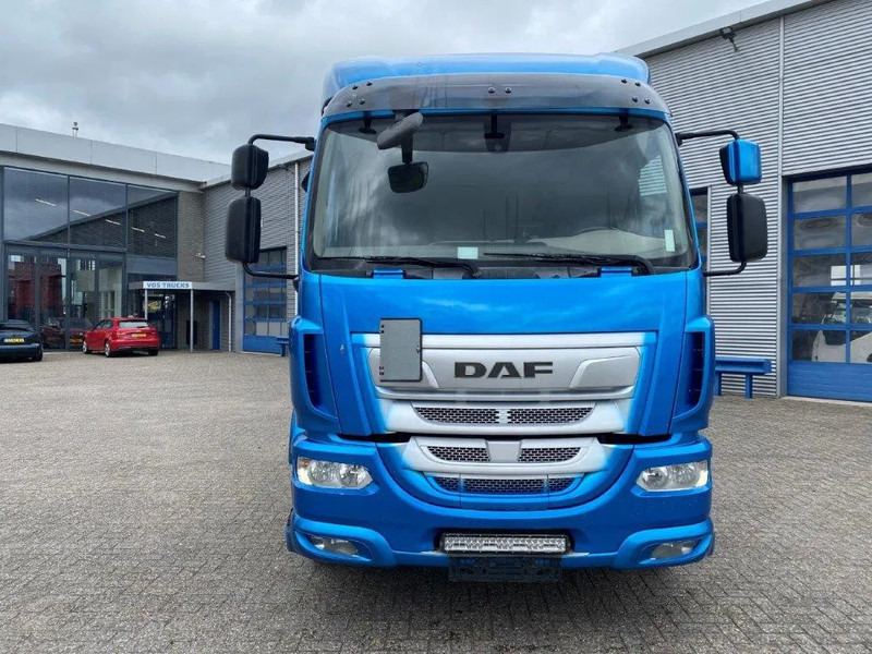 DAF LF290 / ONLY:429873KM / LWDS / GOOD TYRES / AUTOMATIC / EURO-6 / 2018 - Cab chassis truck: picture 5 DAF LF290 / ONLY:429873KM / LWDS / GOOD TYRES / AUTOMATIC / EURO-6 / 2018 - Cab chassis truck: picture 5