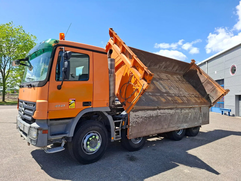 Mercedes-Benz Actros 4141 / 3SIDE MEILLER TIPPER / FULL-STEEL / DRUM BRAKES / ONLY:535937 KM / 2XSTEERING AXLE / AIRCO / AUTOMATIC / EURO-3 / - Tipper: picture 2 Mercedes-Benz Actros 4141 / 3SIDE MEILLER TIPPER / FULL-STEEL / DRUM BRAKES / ONLY:535937 KM / 2XSTEERING AXLE / AIRCO / AUTOMATIC / EURO-3 / - Tipper: picture 2