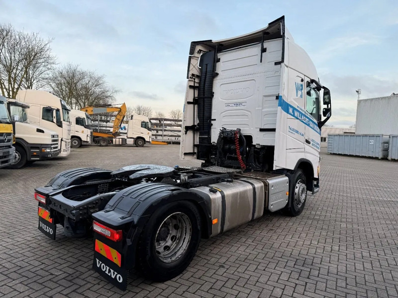 Volvo FH4-460 / ENGINE RUNNING / ONLY:388955KM / LWDS / AUTOMATIC / EURO-6 / 2019 - Tractor unit: picture 5 Volvo FH4-460 / ENGINE RUNNING / ONLY:388955KM / LWDS / AUTOMATIC / EURO-6 / 2019 - Tractor unit: picture 5