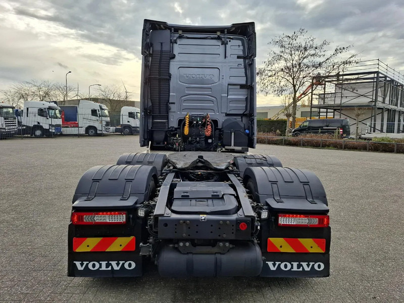 Volvo FH4-500 / I-SAVE / VEB+ / DYNAMIC STEERING / ONLY:590266 KM / NAVI / ACC / LWDS / LIFT AXLE / AUTOMATIC / EURO-6 / 2019 - Tractor unit: picture 4 Volvo FH4-500 / I-SAVE / VEB+ / DYNAMIC STEERING / ONLY:590266 KM / NAVI / ACC / LWDS / LIFT AXLE / AUTOMATIC / EURO-6 / 2019 - Tractor unit: picture 4