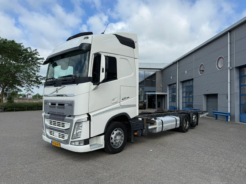 Volvo FH4-420 / NL TRUCK / DOUBLE TANK / PARKCOOL / BDF / VEB? / LWDS / FRIDGE / FULL-AIR / LIFT AXLE / AUTOMATIC / EURO-6 / 2016 - Container transporter/ Swap body truck: picture 1 Volvo FH4-420 / NL TRUCK / DOUBLE TANK / PARKCOOL / BDF / VEB? / LWDS / FRIDGE / FULL-AIR / LIFT AXLE / AUTOMATIC / EURO-6 / 2016 - Container transporter/ Swap body truck: picture 1