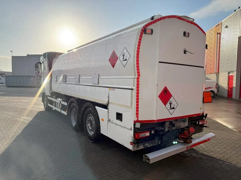 Volvo FH5-500 6X2 / ENGINE RUNNING / LIFT+LENKACHSE / FULL AIR / ADR / EUROTANK / 9-TON FRONT AXLE / EURO-6 / 2022 - Tank truck: picture 3 Volvo FH5-500 6X2 / ENGINE RUNNING / LIFT+LENKACHSE / FULL AIR / ADR / EUROTANK / 9-TON FRONT AXLE / EURO-6 / 2022 - Tank truck: picture 3