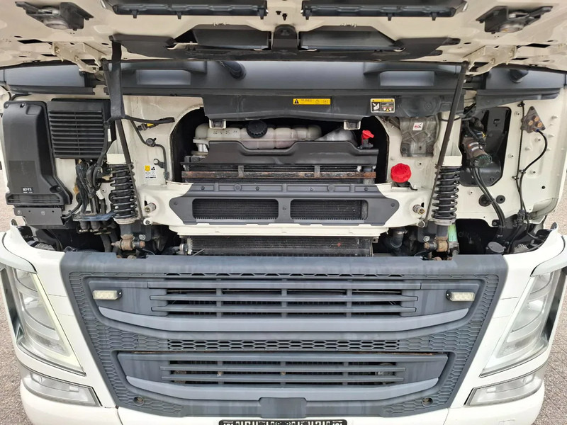 Lease a Volvo FM11-330 / VEB / LWDS / ONLY:442862 KM / CARRIER SUPRA 1250 / DOPPELSTOCK / PLATFORM 2TON / DATALOG / FULL-AIR / TOP CONDITION / Volvo FM11-330 / VEB / LWDS / ONLY:442862 KM / CARRIER SUPRA 1250 / DOPPELSTOCK / PLATFORM 2TON / DATALOG / FULL-AIR / TOP CONDITION /: picture 17 Lease a Volvo FM11-330 / VEB / LWDS / ONLY:442862 KM / CARRIER SUPRA 1250 / DOPPELSTOCK / PLATFORM 2TON / DATALOG / FULL-AIR / TOP CONDITION / Volvo FM11-330 / VEB / LWDS / ONLY:442862 KM / CARRIER SUPRA 1250 / DOPPELSTOCK / PLATFORM 2TON / DATALOG / FULL-AIR / TOP CONDITION /: picture 17