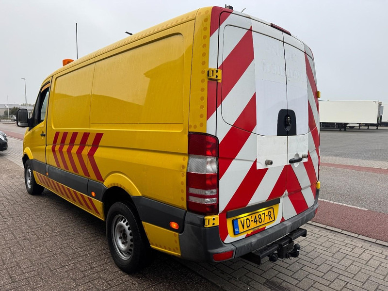 Mercedes-Benz Sprinter 316, Like new, BF3 Begleit- Escort- Convoi execptionnel, L2/H1 - Panel van: picture 5 Mercedes-Benz Sprinter 316, Like new, BF3 Begleit- Escort- Convoi execptionnel, L2/H1 - Panel van: picture 5
