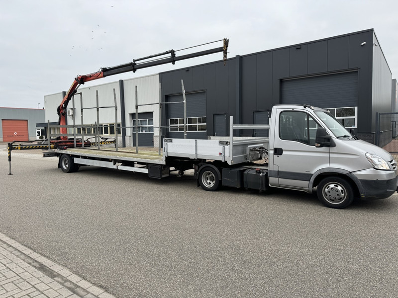 Iveco 35C180 Tracon with Palfinger PK4501 - 3, Remote - Tractor unit: picture 1 Iveco 35C180 Tracon with Palfinger PK4501 - 3, Remote - Tractor unit: picture 1