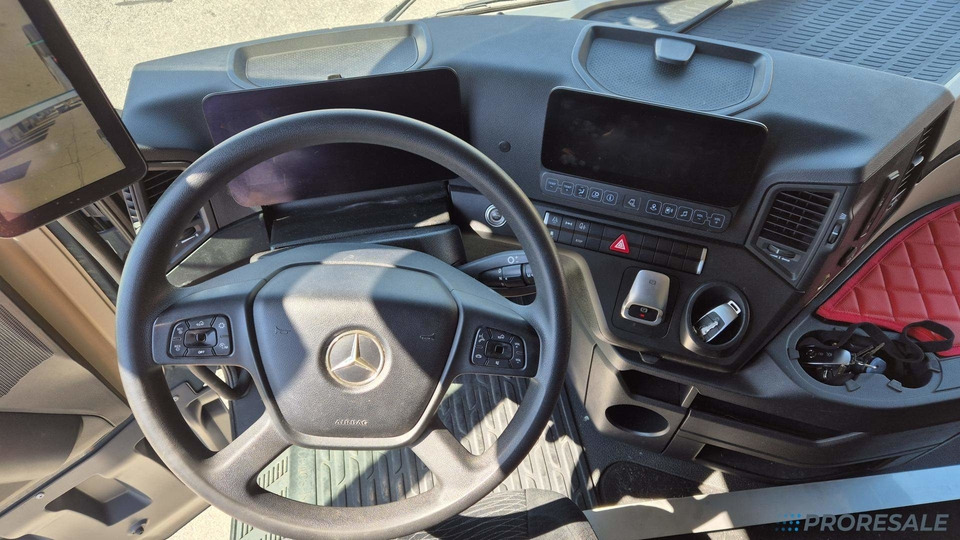 MERCEDES-BENZ ACTROS 1842 GIGA SPACE EURO 6 - Tractor unit: picture 4 MERCEDES-BENZ ACTROS 1842 GIGA SPACE EURO 6 - Tractor unit: picture 4