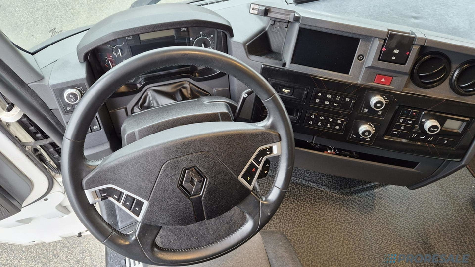 RENAULT T 520 HD001 EURO 6 + HYDRAULIKA - Tractor unit: picture 4 RENAULT T 520 HD001 EURO 6 + HYDRAULIKA - Tractor unit: picture 4